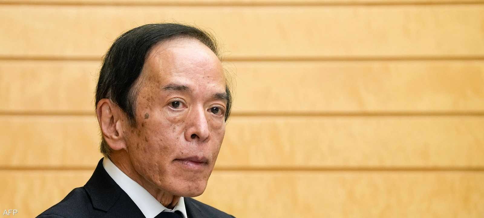 1 1611831