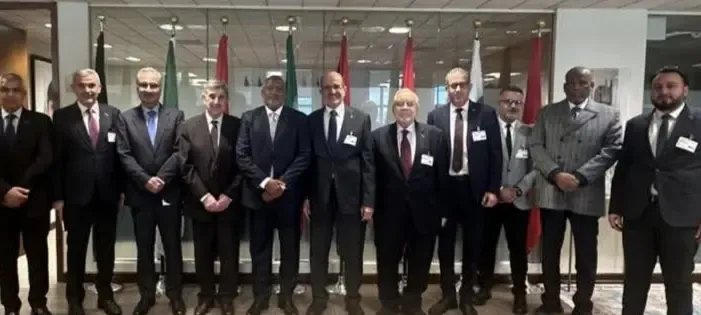 img 1824249587.jpg 4beb381d